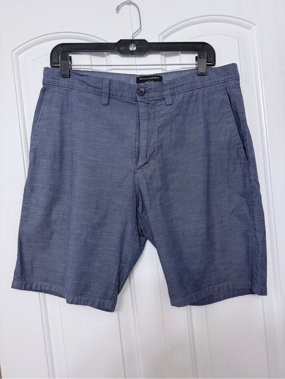 Banana Republic Men's Slate Blue Flat-Front wShorts